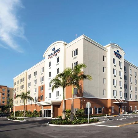 Candlewood Suites - Miami Exec Airport - Kendall By Ihg Country Walk Kültér fotó