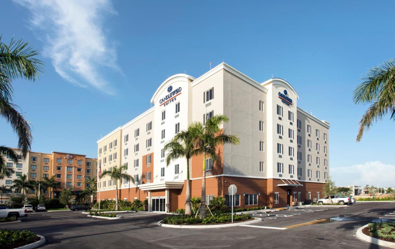 Candlewood Suites - Miami Exec Airport - Kendall By Ihg Country Walk Kültér fotó