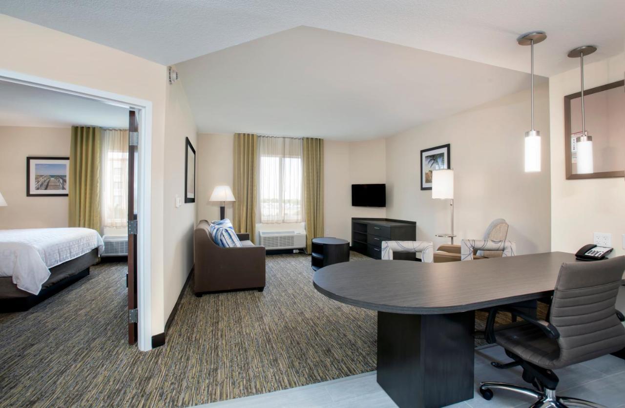 Candlewood Suites - Miami Exec Airport - Kendall By Ihg Country Walk Kültér fotó