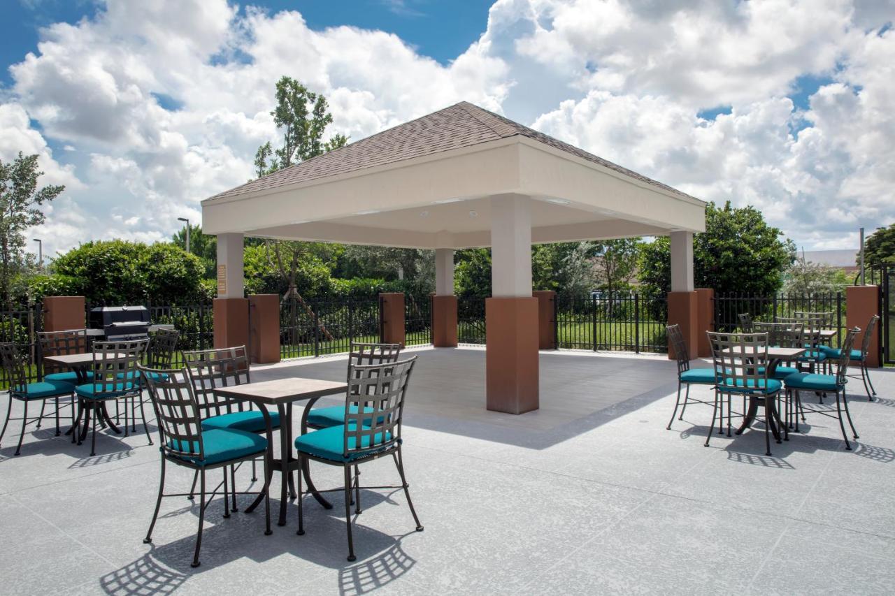 Candlewood Suites - Miami Exec Airport - Kendall By Ihg Country Walk Kültér fotó